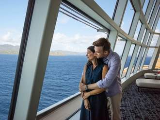 NCL Norwegian Joy Observation Lounge Lifestyle 1 ©Norwegian Cruise Line.jpg
